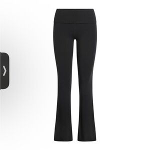 🚨SOLD🚨Skims Black Women's Flared fold over Pants